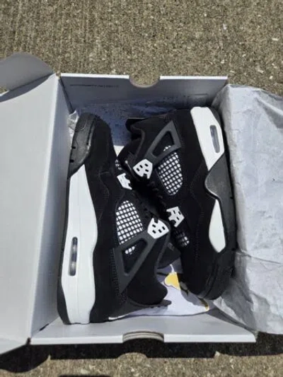 JORDAN AIR JORDAN 4 RETRO WHITE THUNDER (SIZE 4) READY TO SHIP