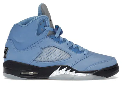 JORDAN MEN'S JORDAN 5 RETRO UNC SNEAKERS IN UNIVERSITY BLUE/BLACK/WHITE