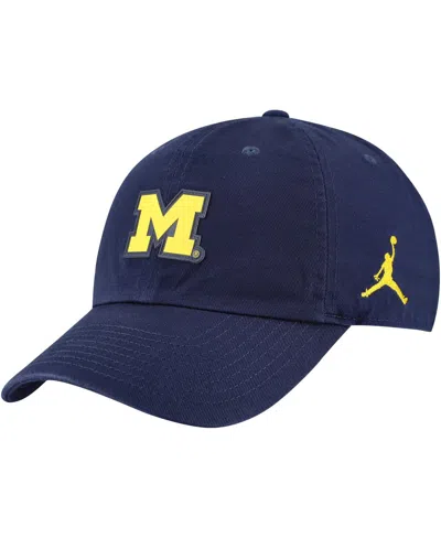 JORDAN MEN'SÂ NAVY MICHIGAN WOLVERINES CLUB SWOOSH PERFORMANCE ADJUSTABLE HAT