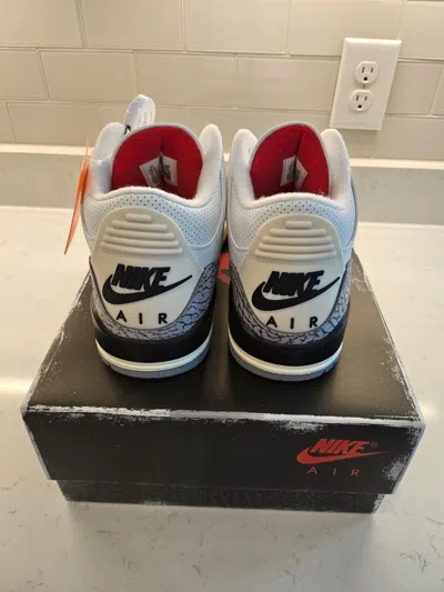 JORDAN SIZE 10.5 - JORDAN 3 RETRO MID WHITE CEMENT REIMAGINED