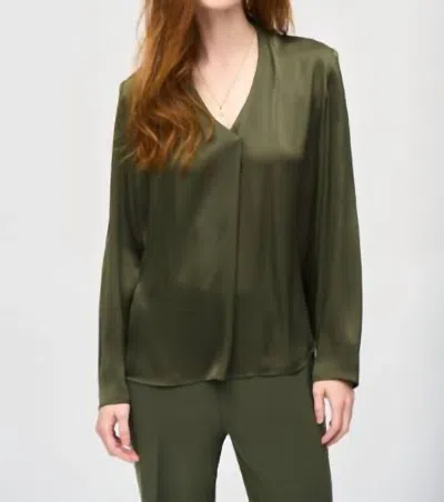 JOSEPH RIBKOFF SATIN STRAIGHT TOP IN IGUANA GREEN