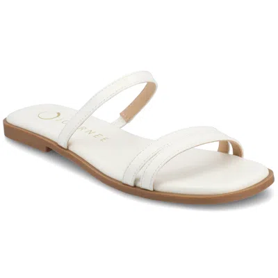 JOURNEE COLLECTION JOURNEE WOMEN'S BRISA FLAT SANDALS