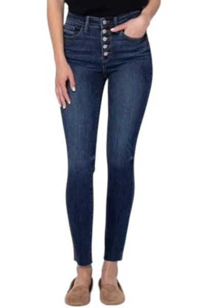 JUDY BLUE CLASSIC BUTTONFLY CUTOFF SKINNY JEANS IN DARK WASH