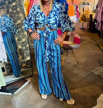 JUST BELLINA MULTI FLORAL TOP IN BLUE