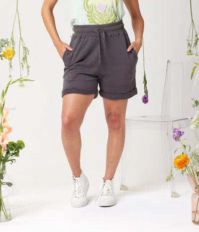 KNOWN SUPPLY ZION SHORTS IN CHARCOAL