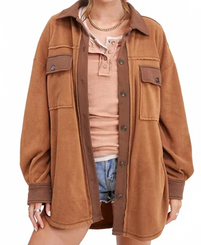 LA MIEL SOFT BRUSHED BUTTON DOWN LONG SLEEVE FLEECE SHACKET IN CAMEL