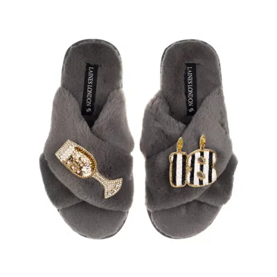 LAINES LONDON WOMEN'S CLASSIC LAINES SLIPPERS WITH STRIPE 18TH BIRTHDAY & GLASS OF CHAMPAGNE BROOCHES - GREY