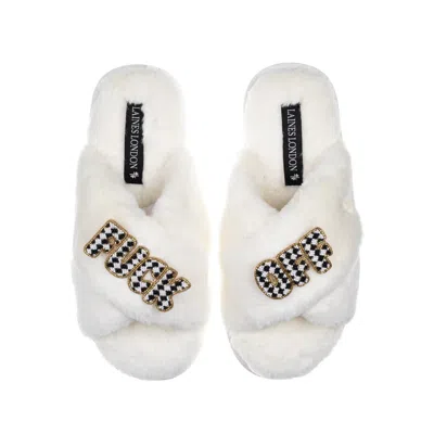 LAINES LONDON WOMEN'S WHITE CLASSIC LAINES SLIPPERS WITH CHEQUERED FUCK OFF BROOCHES - CREAM