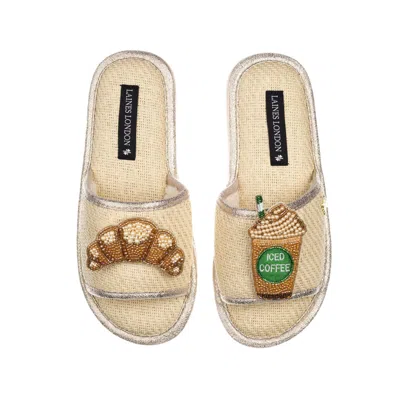 LAINES LONDON WOMEN'S WHITE STRAW BRAIDED SANDALS WITH ICED COFFEE & CROISSANT BROOCHES - CREAM