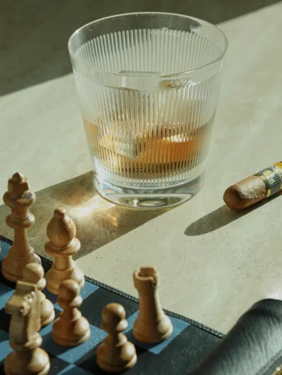 LALIQUE WINGEN HAND-BLOWN CRYSTAL TUMBLER