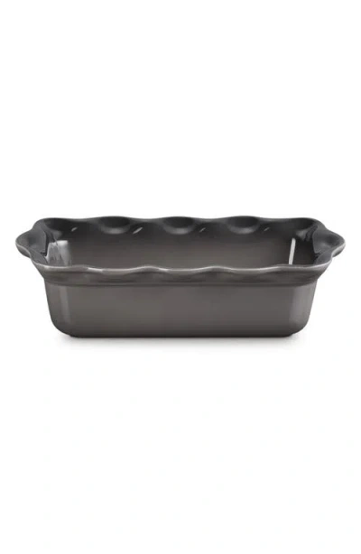 LE CREUSET LE CREUSET HERITAGE STONEWARE 9-INCH FLUTED LOAF PAN