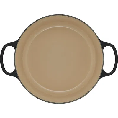 LE CREUSET LE CREUSET SIGNATURE 7.25-QUART ROUND ENAMEL CAST IRON DUTCH OVEN