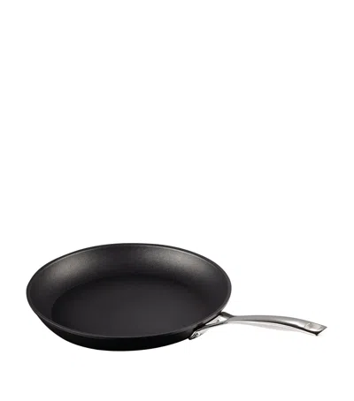 LE CREUSET TOUGHENED NON-STICK SHALLOW FRYING PAN