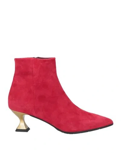 LE GAZZELLE LE GAZZELLE WOMAN ANKLE BOOTS RED SIZE 6 LEATHER