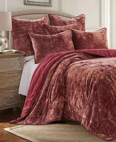 LEVTEX ABRUZZI VELVET REVERSIBLE QUILT, KING
