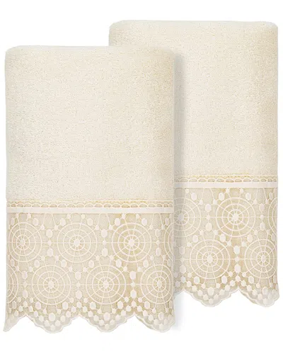 LINUM HOME TEXTILES LINUM HOME TEXTILES 100% TURKISH COTTON ARIAN 2PC CREAM LACE EMBELLISHED HAND TOWEL SET