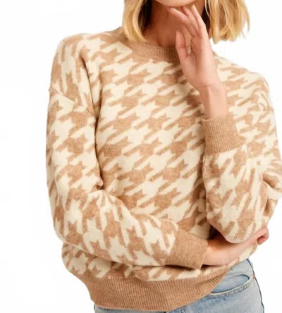 LISTICLE HOUNDSTOOTH PLAID PULLOVER KNIT SWEATER IN TAUPE BLUSH