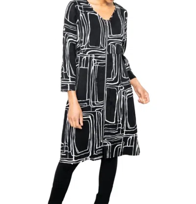 LIV BY HABITAT TENCEL ZIP FRONT DRESS/DUSTER IN BLACK
