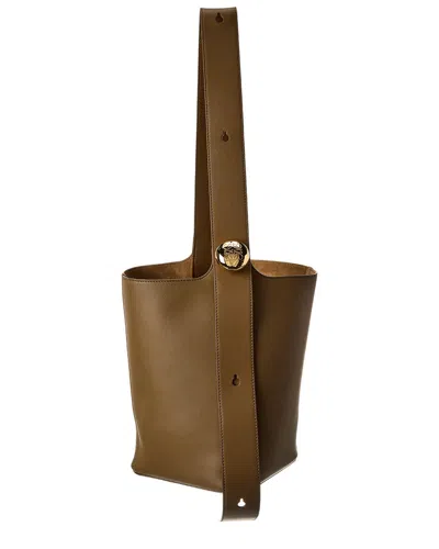 LOEWE LOEWE PEBBLE MEDIUM LEATHER BUCKET BAG