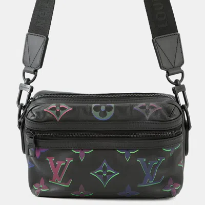 LOUIS VUITTON COMET MESSENGER NOIR CALF LEATHER MONOGRAM PATTERN SIZE PM