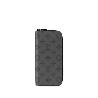 LOUIS VUITTON LEATHER LONG WALLET (BI-FOLD) (PRE-OWNED)