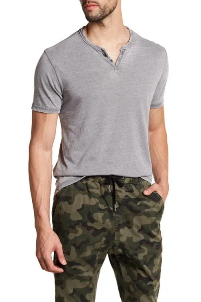 LUCKY BRAND LUCKY BRAND BUTTON NOTCH NECK T-SHIRT