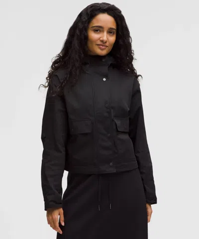 LULULEMON CROPPED UTILITY WINDBREAKER