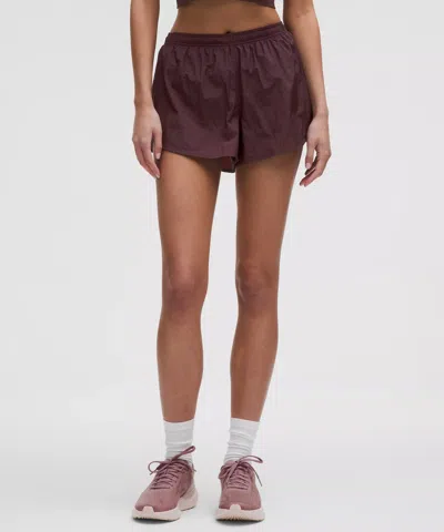 LULULEMON DOLPHIN-HEM MID-RISE RUNNING SHORT 3"