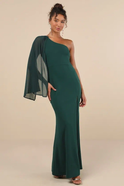 LULUS MAJESTIC ATTITUDE EMERALD CAPE SLEEVE ONE-SHOULDER MAXI DRESS