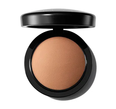 MAC COSMETICS UK MAC COSMETICS MINERALIZE SKINFINISH NATURAL IN GIVE ME SUN!, SIZE: 10G