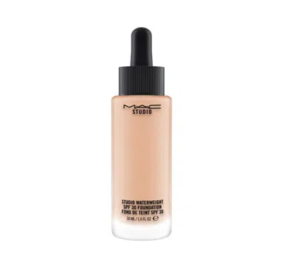 MAC COSMETICS UK STUDIO WATERWEIGHT SPF30 FOUNDATION IN NW20 IN NUDE, SIZE: 30ML