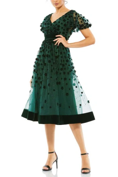 MAC DUGGAL MAC DUGGAL EMBELLISHED BUTTERFLY SLEEVE VELVET HEM MIDI DRESS