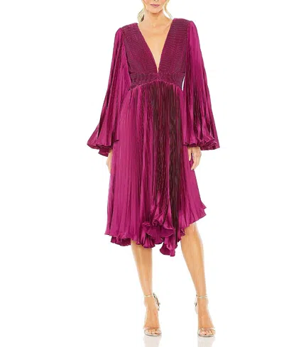 MAC DUGGAL LONG FLARE SLEEVE PLEATED DRESS