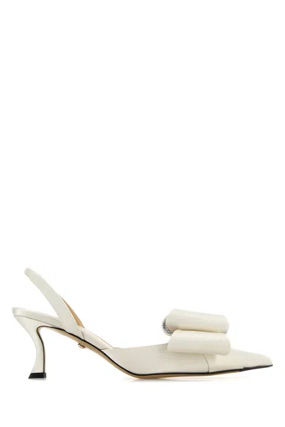 MACH & MACH WHITE SATIN LE CADEAU PUMPS