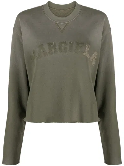 MAISON MARGIELA LOGO-PATCH CROPPED SWEATSHIRT