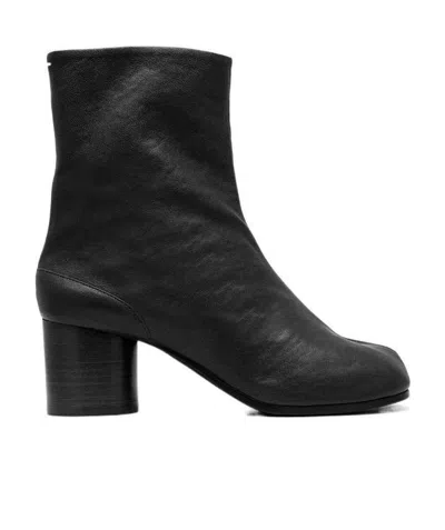 MAISON MARGIELA MAISON MARGIELA TABI ANKLE BOOTS