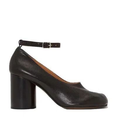 MAISON MARGIELA MAISON MARGIELA TABI MARY-JANE PUMPS