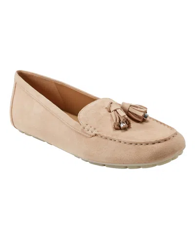 MARC FISHER LTD WOMEN'S LAYNEY CASUAL SLIP-ON TASSEL LOAFERS