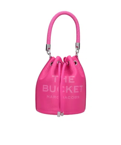 MARC JACOBS MARC JACOBS LOGO EMBOSSED BUCKET BAG