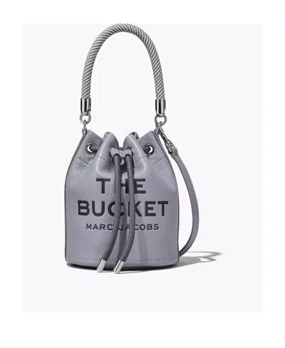 MARC JACOBS MARC JACOBS LOGO EMBOSSED BUCKET BAG
