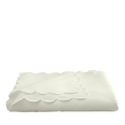 MATOUK SAVANNAH GARDENS TABLECLOTH, 68 X 144 OBLONG