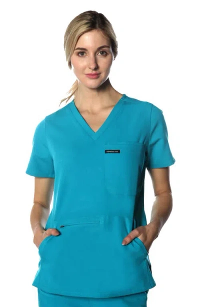 MEMBERS ONLY MEMBERS ONLY CORDOBA 5-POCKET SCRUB TOP