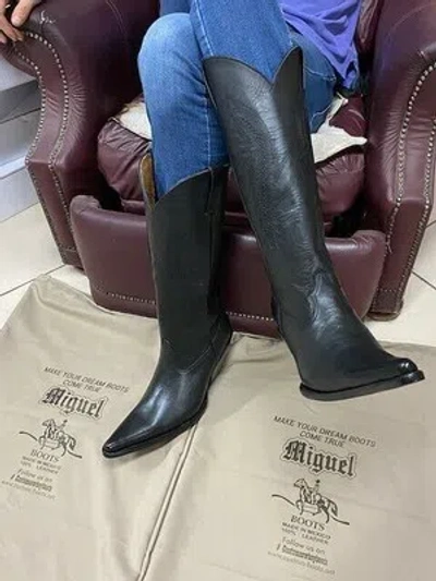 MIGUEL BENUTZERDEFINIERTE STIEFEL AUF BESTELLUNG GEFERTIGT 5 ZOLL HIGH HEELS UND 22¨ HOHER SCHAFT MIT ZIERNÄHTEN