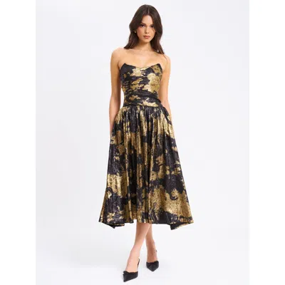 MISS CIRCLE MISS CIRCLE SAANVI STRAPLESS DROP WAIST MIDI DRESS