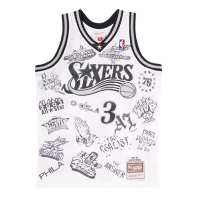 MITCHELL & NESS Mitchell & Ness NBA AI World Tour Swingman Philadelphia 76ers Jersey - White
