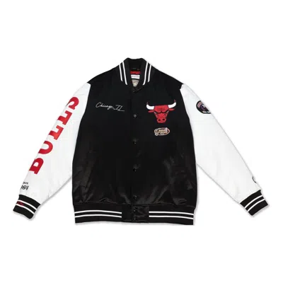 MITCHELL & NESS Mitchell & Ness x NBA Team Origins Varsity Satin Jacket 'Chicago Bulls'