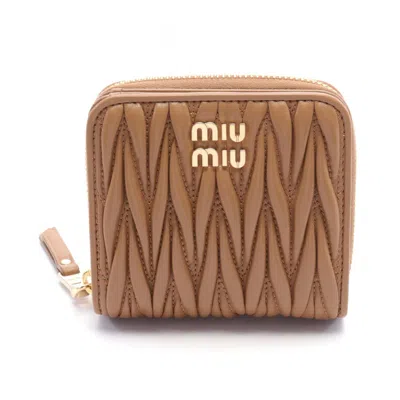 MIU MIU LEATHER WALLET (BI-FOLD) (PRE-OWNED)