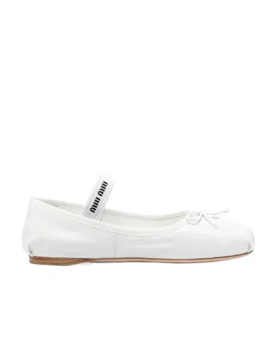 MIU MIU LOGO-STRAP LEATHER BALLERINA PUMPS