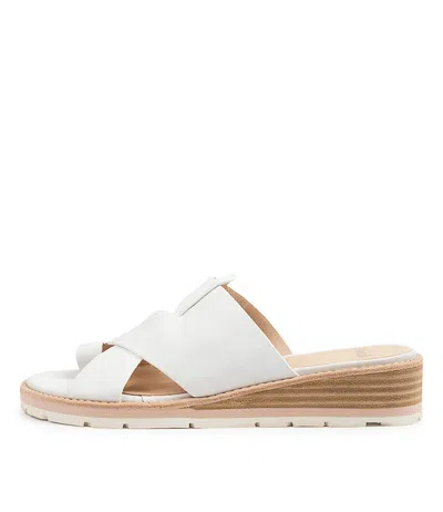 MOLLINI MOLLINI BACH BLACK LEATHER WOMENS SHOES CASUAL SANDALS SANDALS FLAT