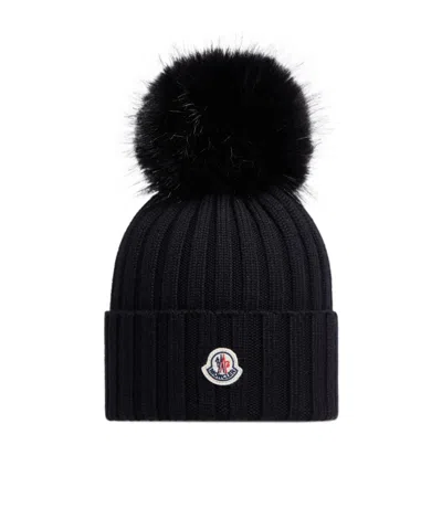 MONCLER MONCLER POM POM EMBELLISHED RIBBED BEANIE